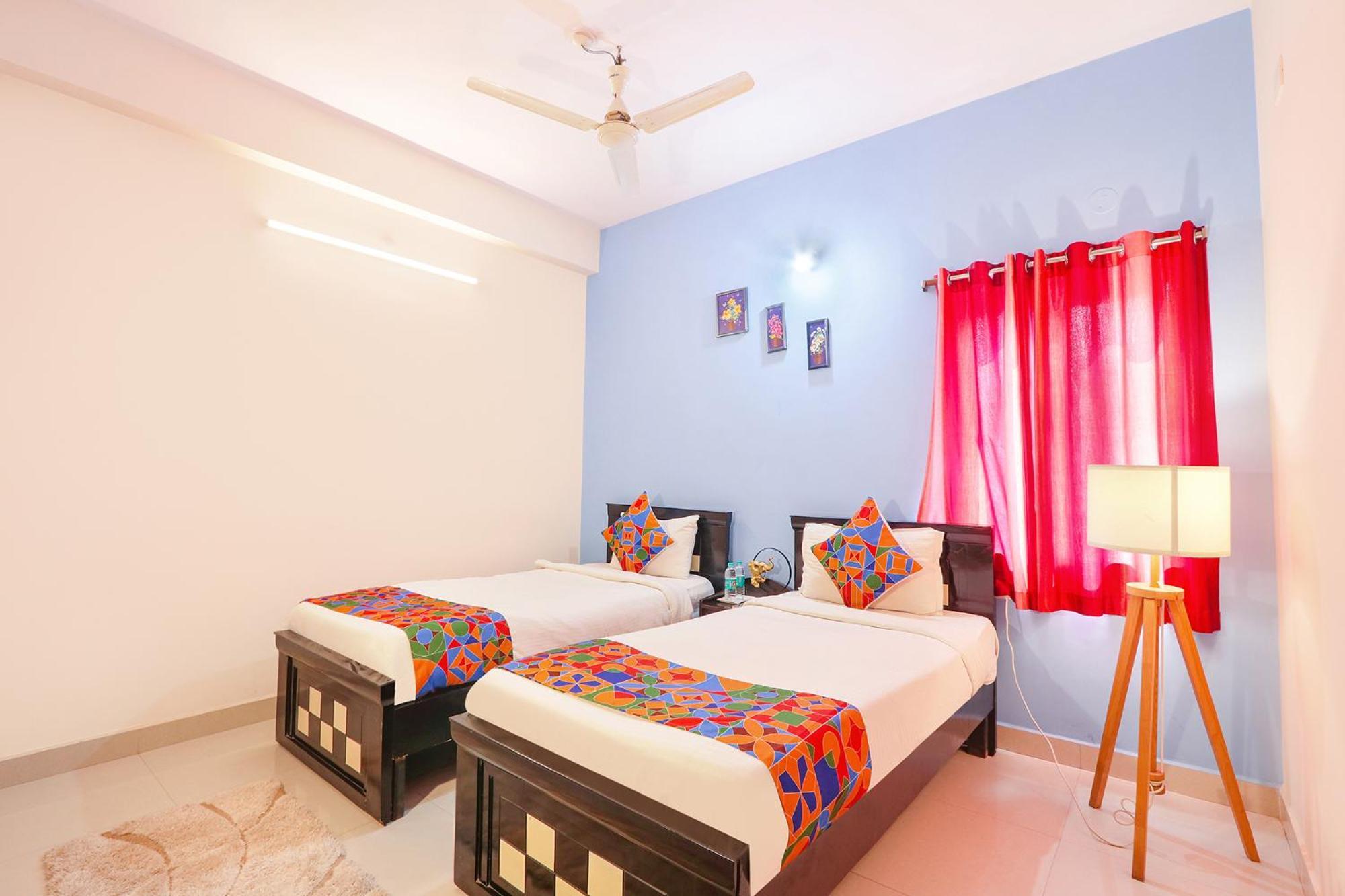 Fabhotel Namaha Suites - Nr Hyderabad International Airport, Shamshabad Bagian luar foto